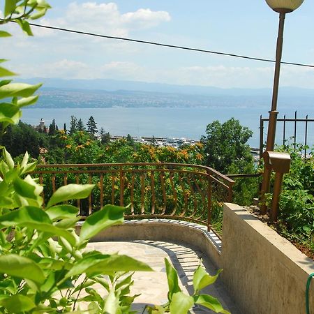 Villa Vera Icici Luaran gambar